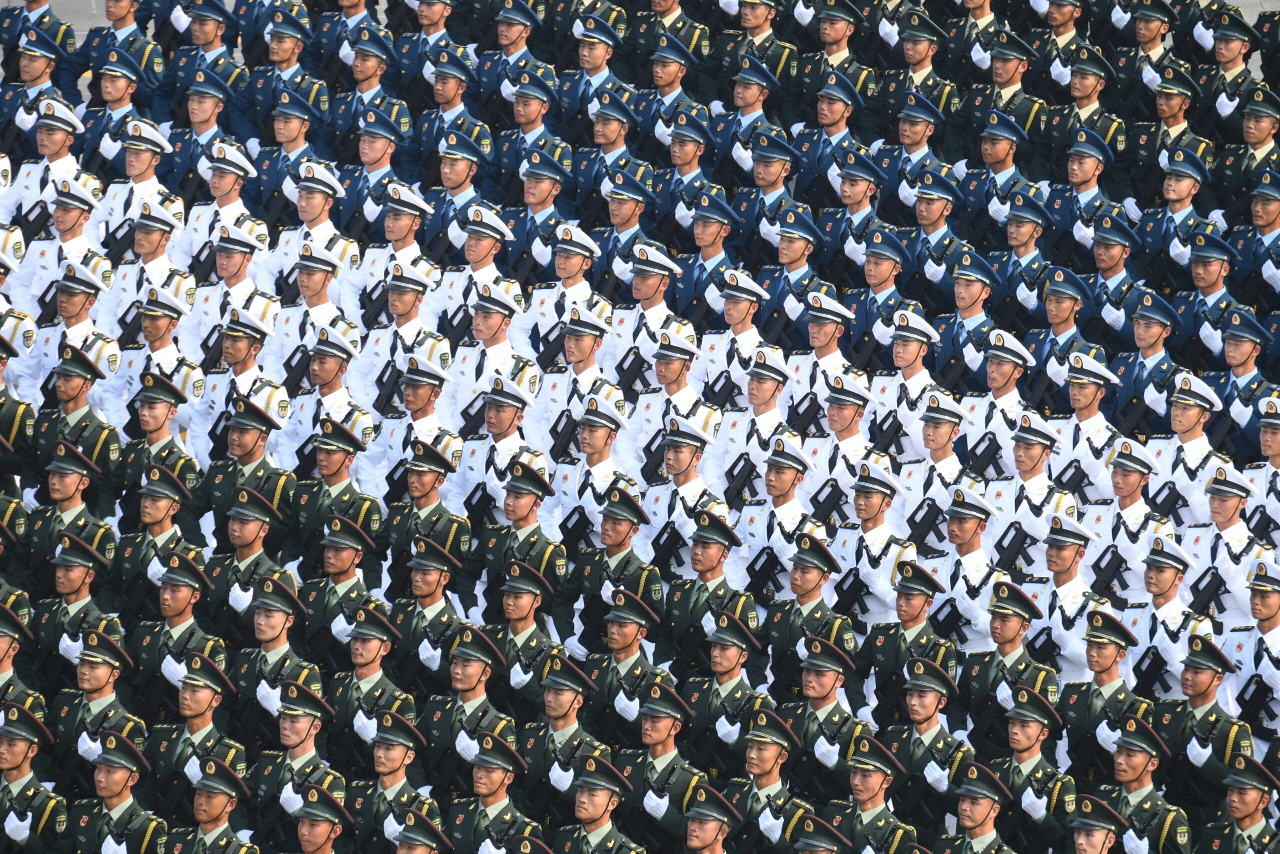 Chinese military parade during national holiday in China (Xinhua de Gobierno de China)_QQSF